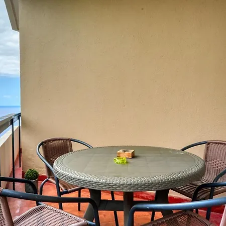 Blue View, A In Madeira Apartment *